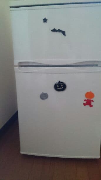 冷蔵庫ぁげます。