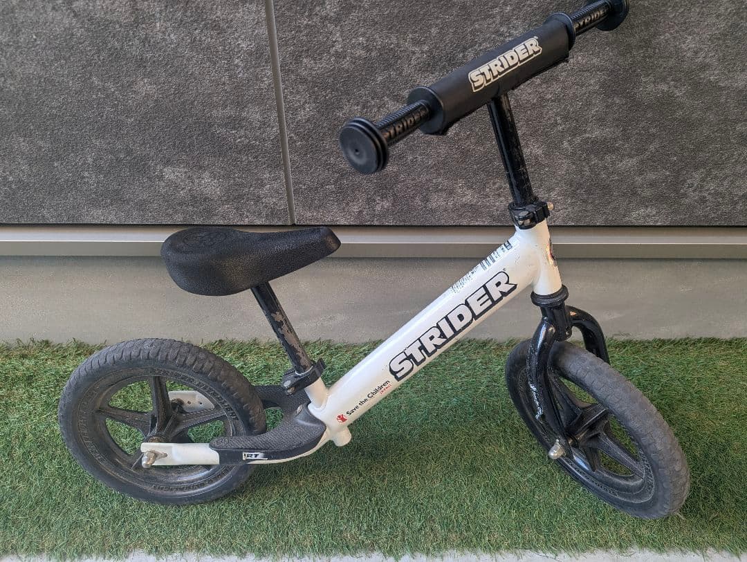 STRIDER バランスバイク Save the Children　ストライダー