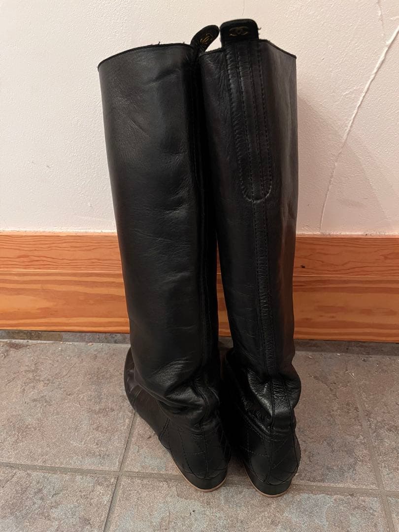 し*ぃ様 シャネル　CHANEL 本革　ロングブーツ　38