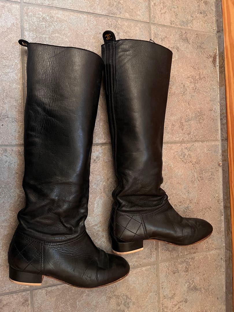 し*ぃ様 シャネル　CHANEL 本革　ロングブーツ　38