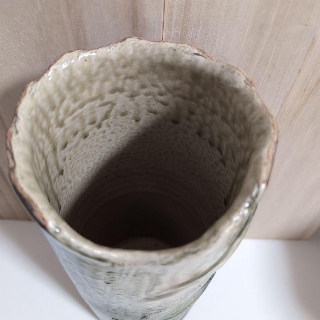 グレーと緑の陶器製花瓶 信楽焼