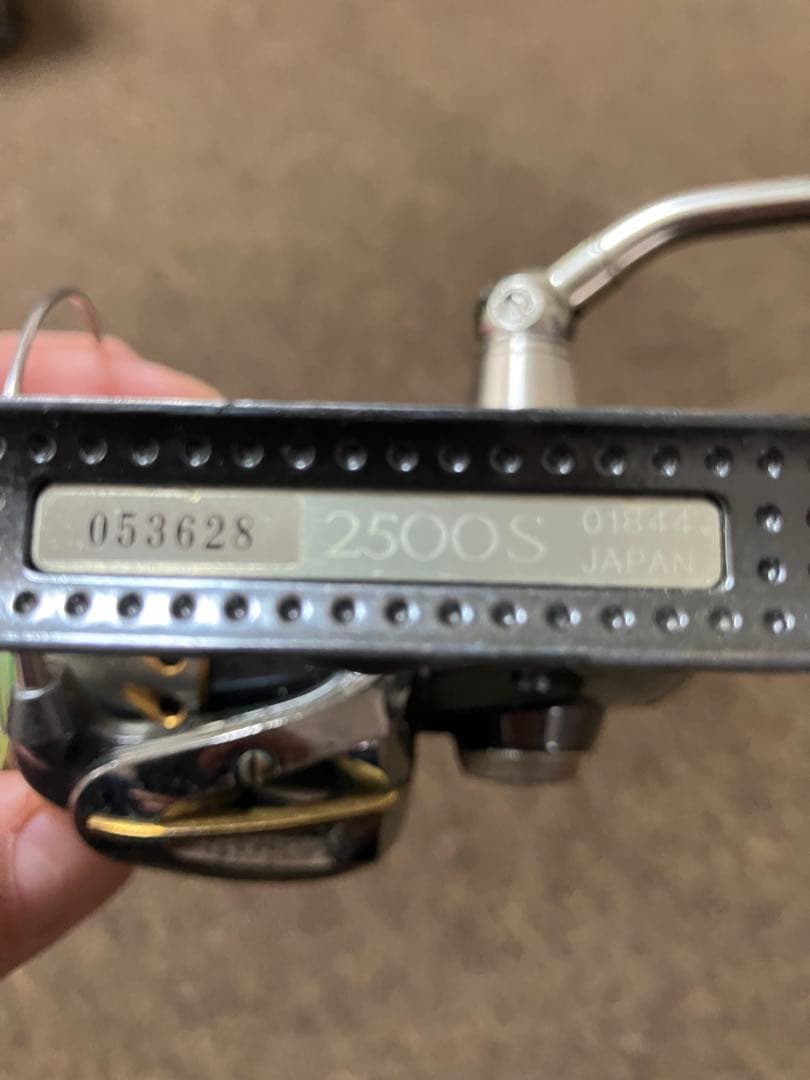 SHIMANO 04ステラ2500S スピニングリール