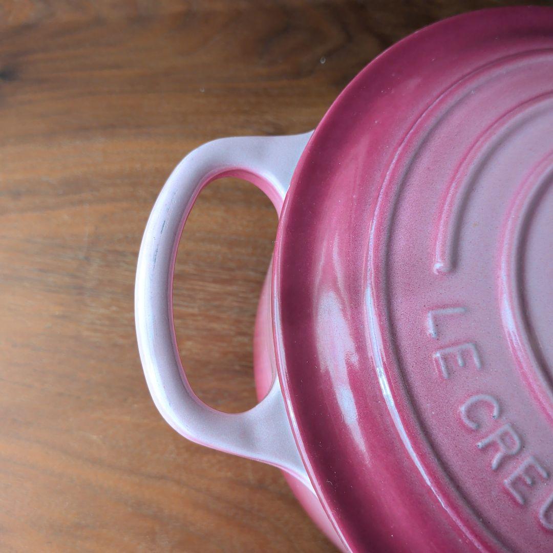 LE CREUSET シグニチャーココットロンド 18cm 両手鍋 ベリー