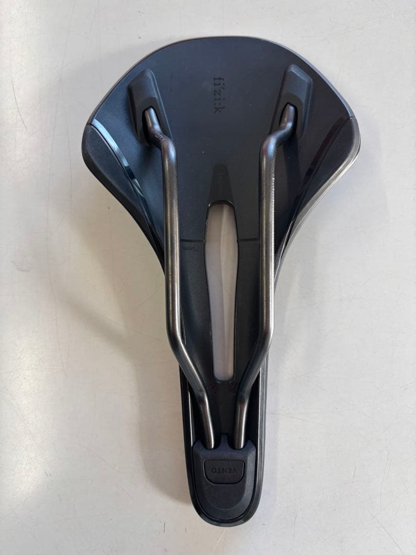 fi’zi:k VENTO ANTARES R3 140mm