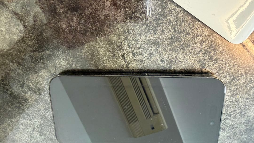 iphone14pro 128GB スペースブラック　ケース6つ付き