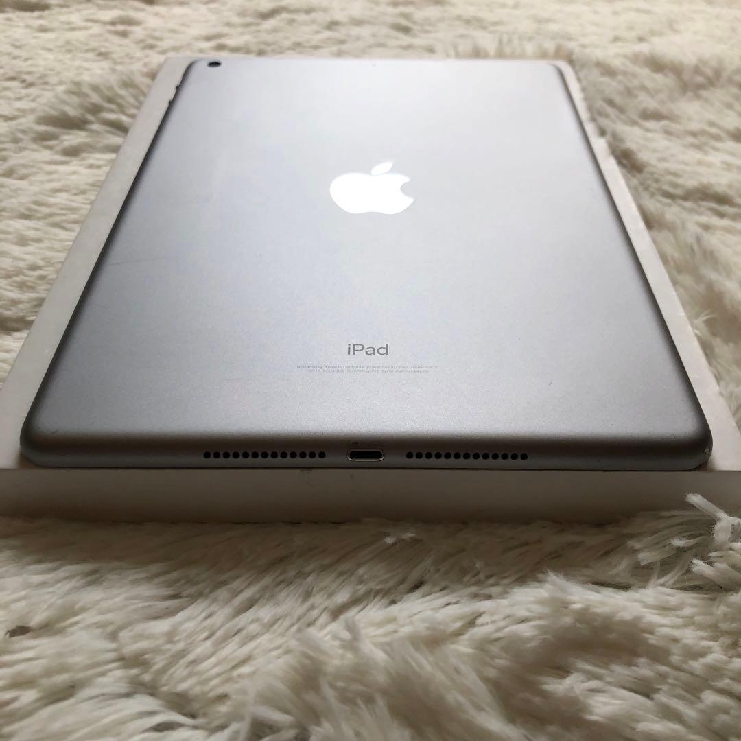 【完動品】iPad 第5世代 128GB Wi-Fi 【すぐ発送】