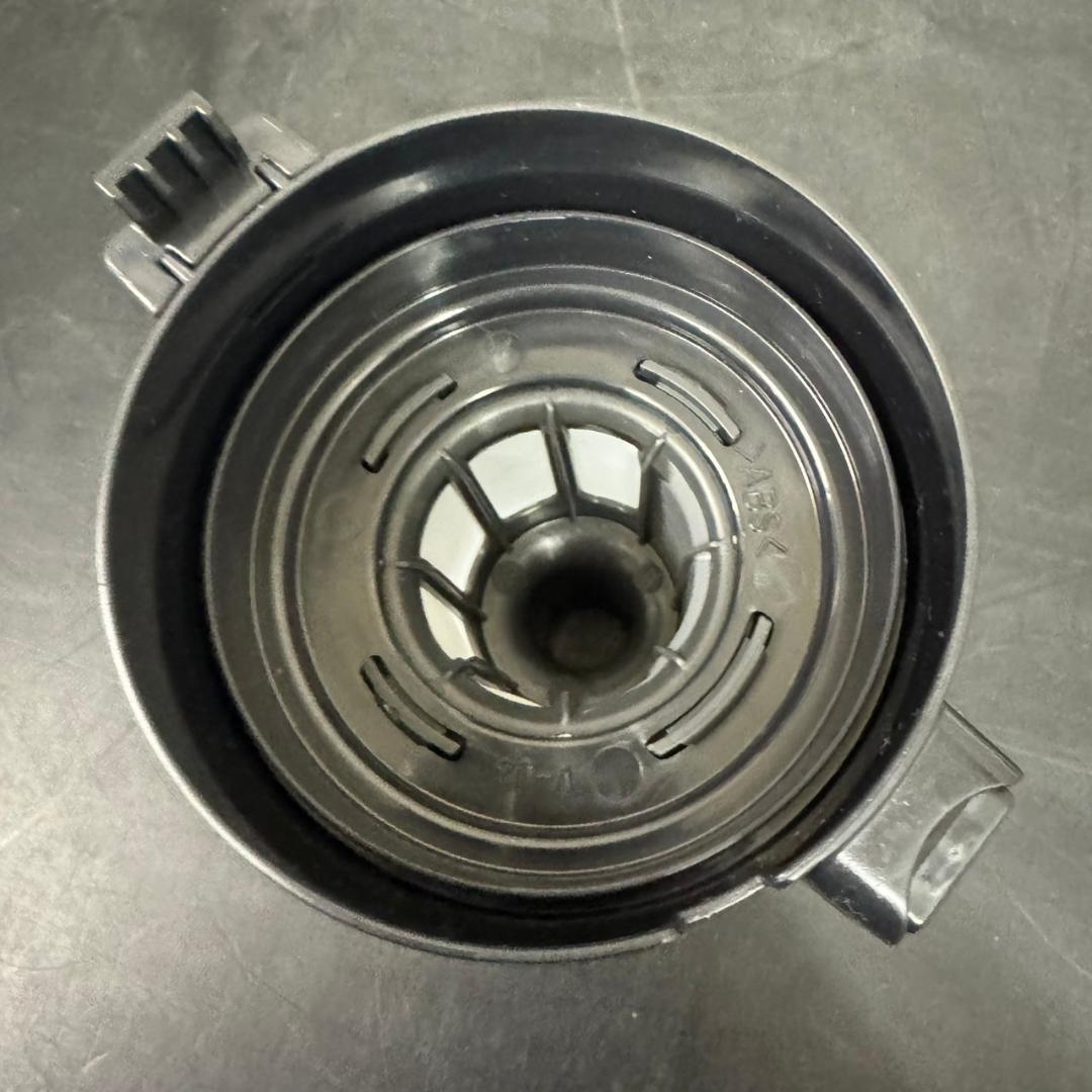 ☆パナソニック　コードレスクリーナー　パワーコードレス　MC-SB33J　24年