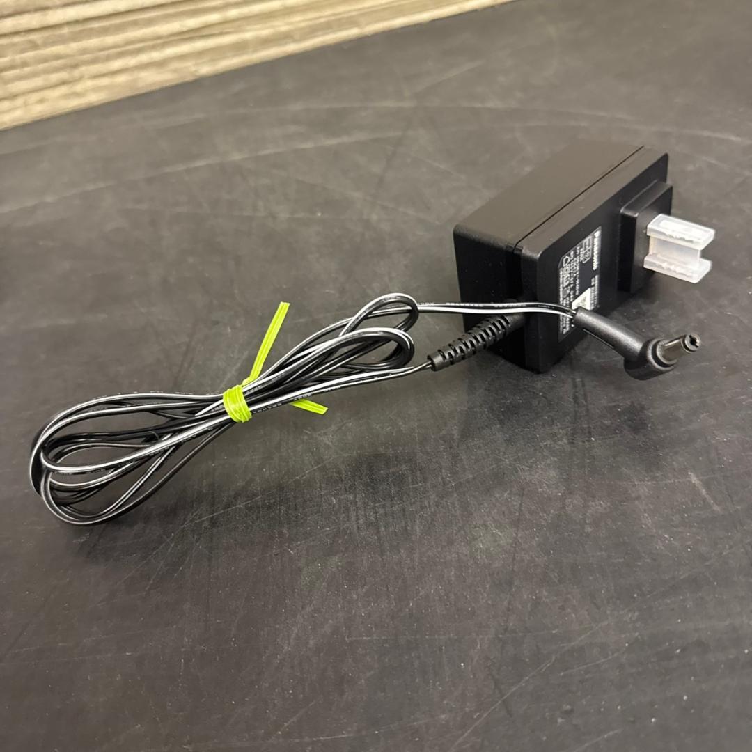 ☆パナソニック　コードレスクリーナー　パワーコードレス　MC-SB33J　24年