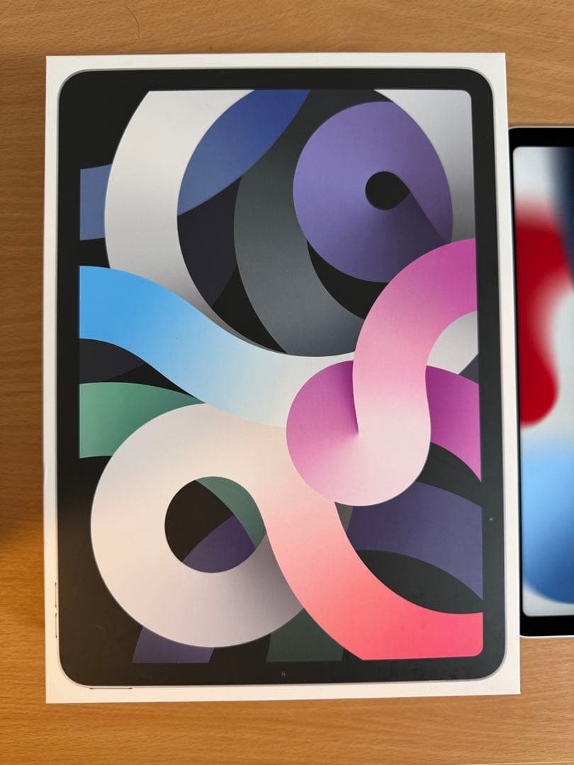 Apple iPad Air (第4世代) 256 シルバー　バッテリー100%