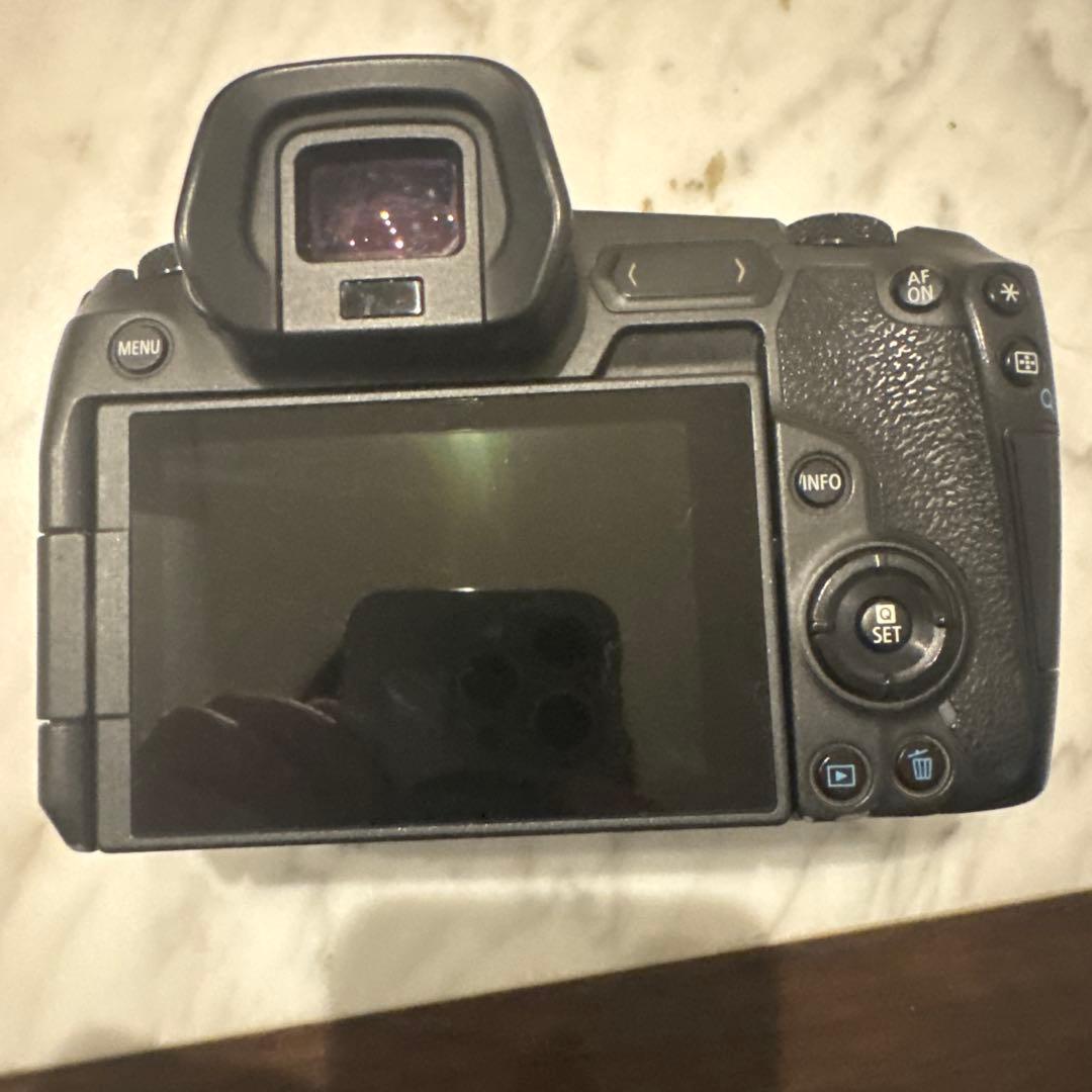 Canon EOS R（ボディ）