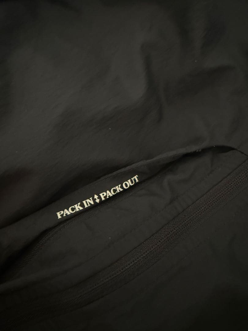 ナイキトレイル　アイリーズ　ナイロンジャケット ランニング　パッカブル