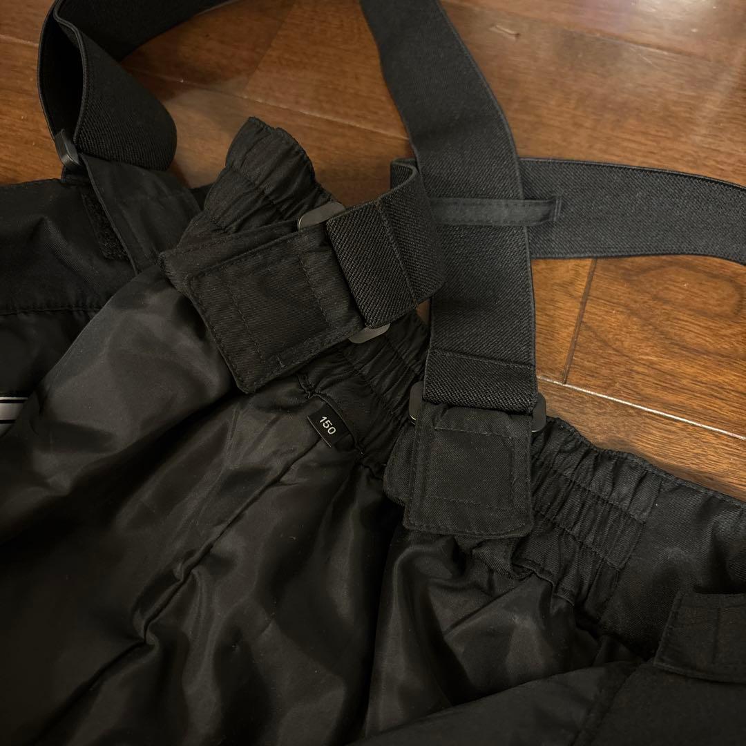 新品未使用　子ども用スキーウェア サイズ135ー155