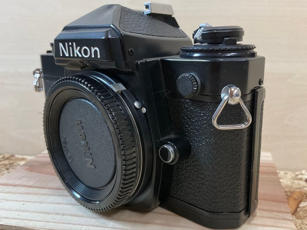 ⭐︎送料無料⭐︎Nikon FE フイルムカメラ⭐︎ジャンク品 ⭐︎おまけ付⭐︎