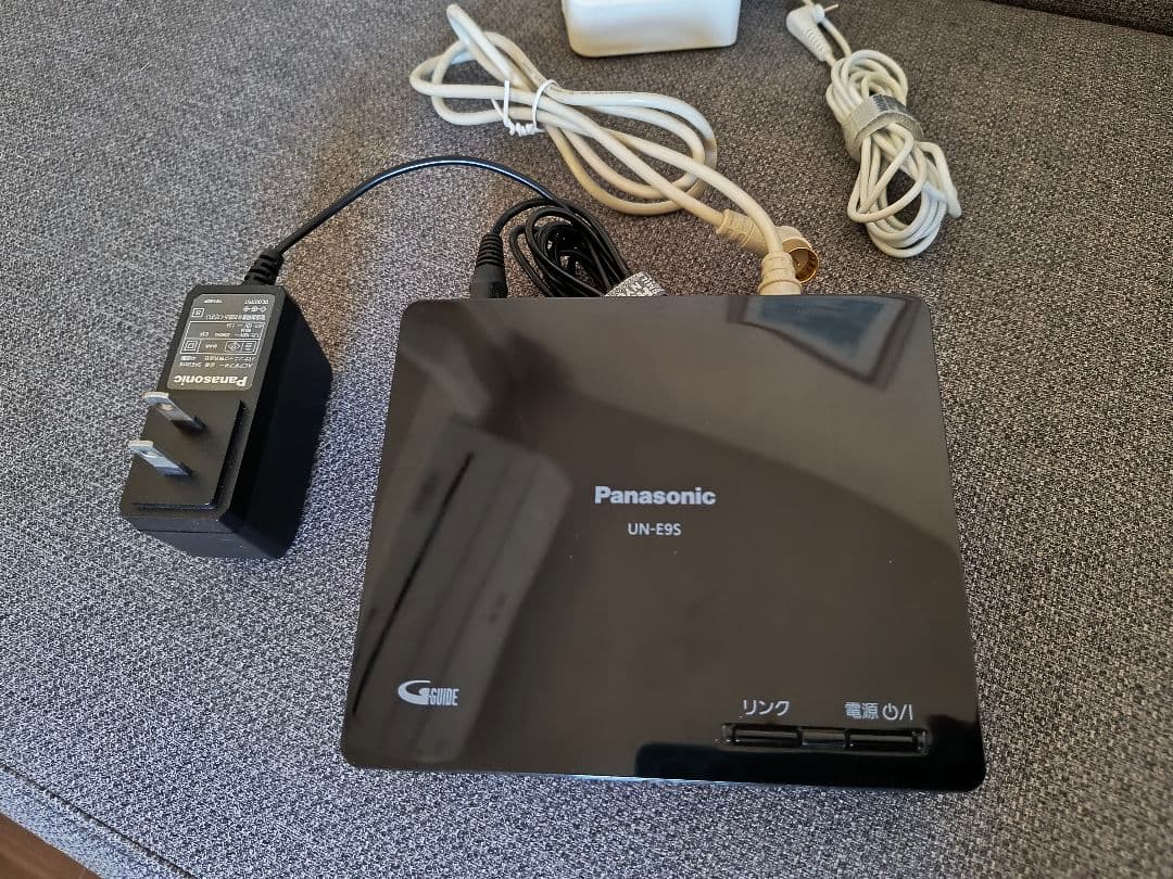 Panasonicプライベート・ビエラ　ポータブルテレビUN-10E9D