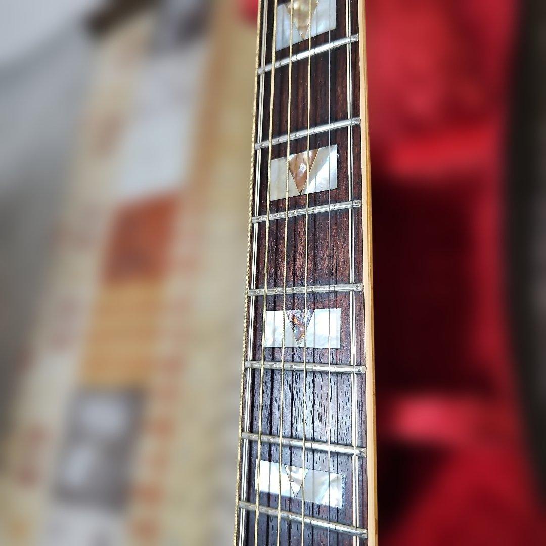 寺田楽器Jagard.JD-55ギルドモデル ハードケース付き。