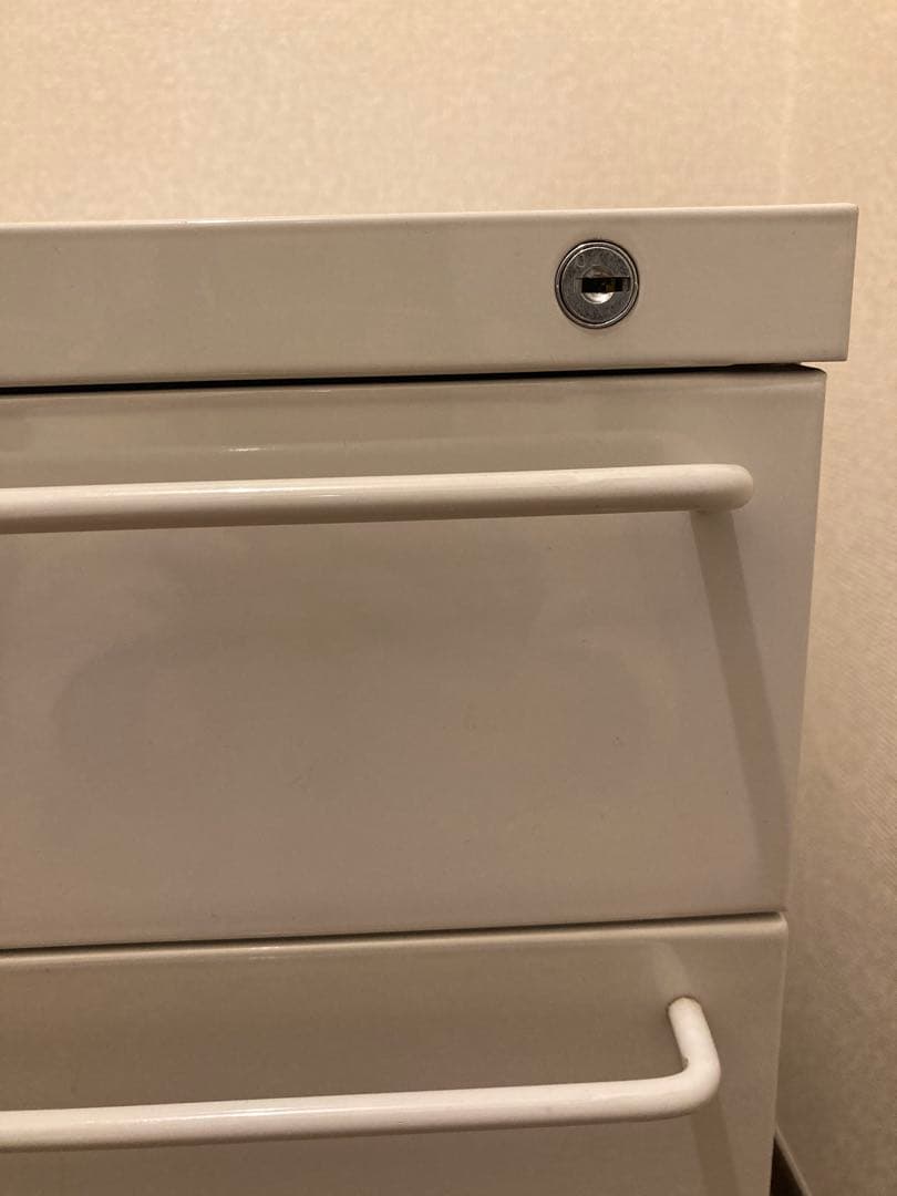 無印スチール製　そで机