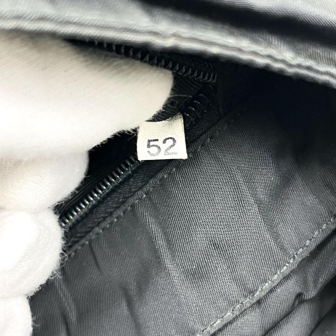 プラダ ショルダーバッグ 三角ロゴプレート ナイロン レザー ブラック