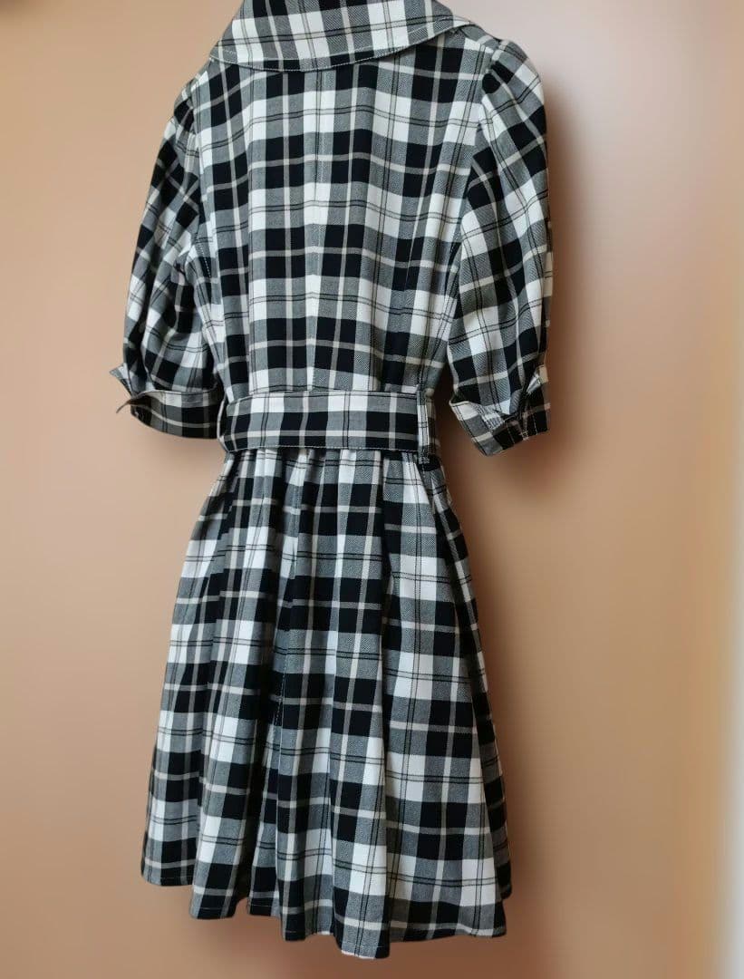 美品BURBERRY BLUE LABEL 刺繍ロゴワンピース　Aライン