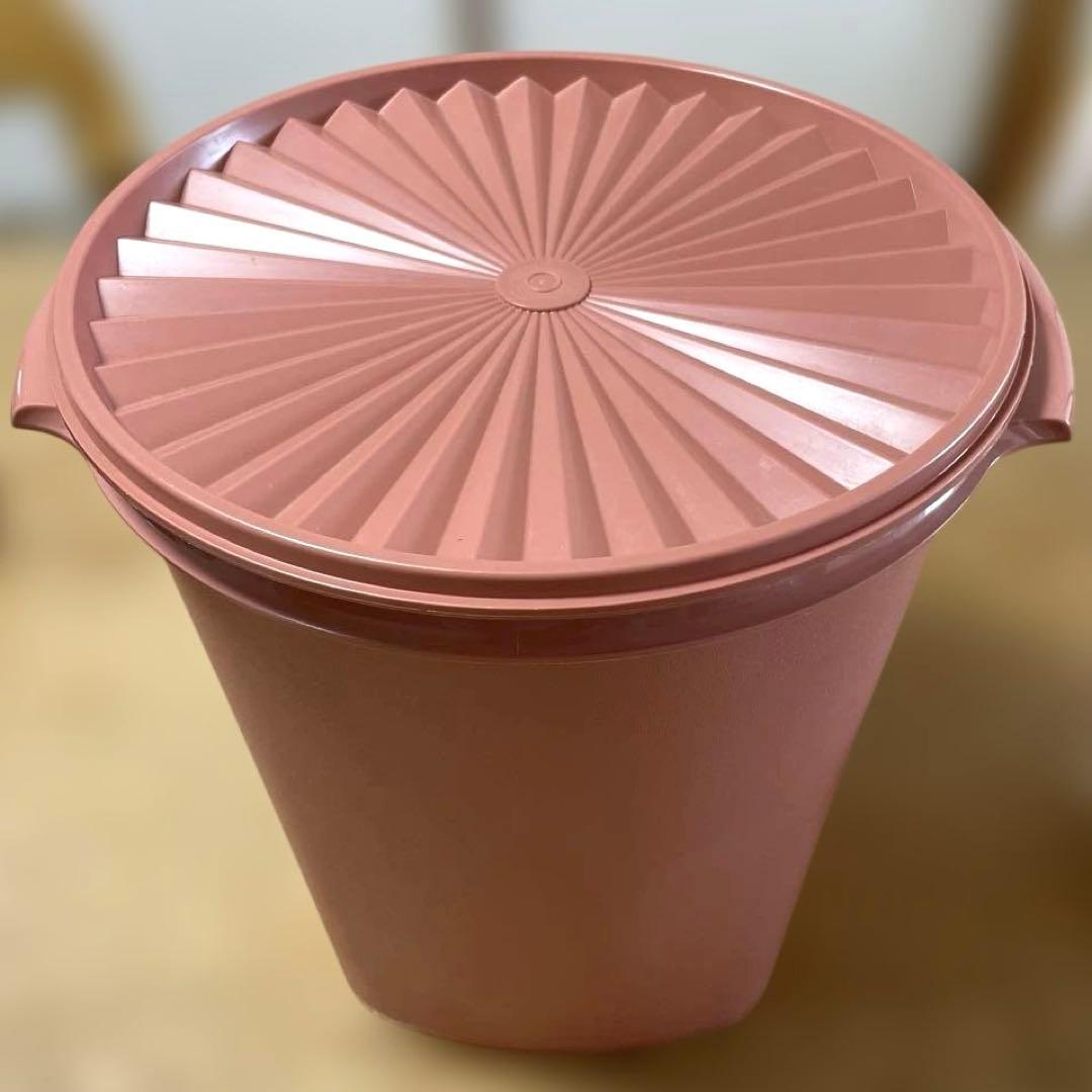 タッパーウエア　マキシクイーンデコレーター11ℓ 29cm ピッチャーおまけ付き