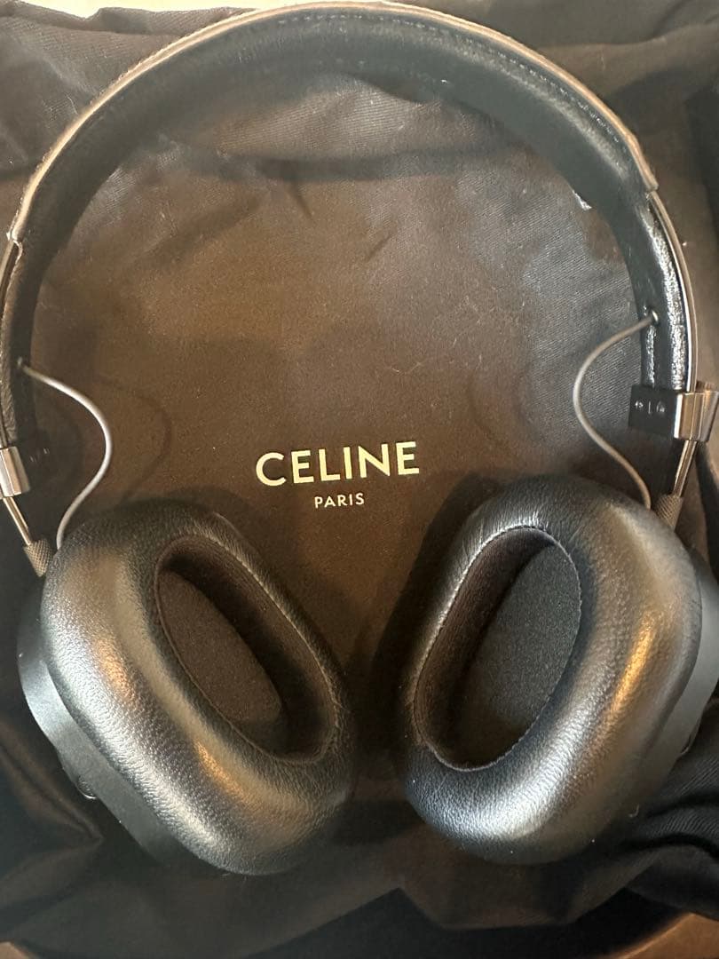 CELINEヘッドフォン / スムースカーフスキン＆ラムスキン トリオンフ