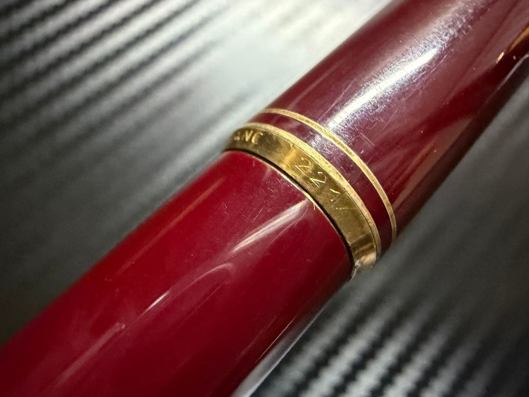 美品 モンブラン No.221 ボルドー 吸入式 EF 極細字 万年筆