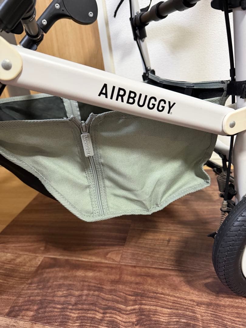 エアバギー フレームブレーキ付き 合皮レザーブラック