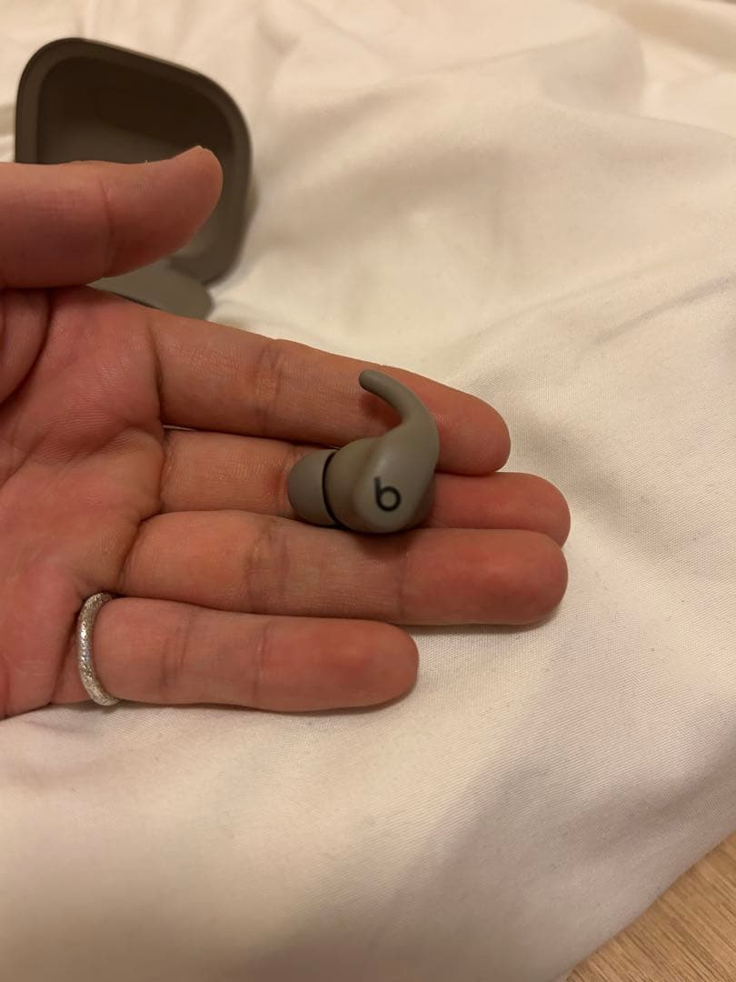 Beats - Powerbeats Fit - ワイヤレスノイズキャンセリング