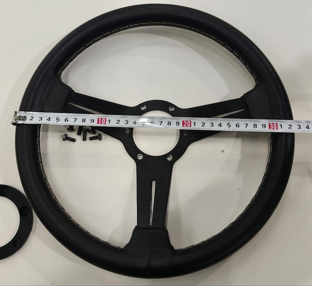 ナルディ クラシック33 ステアリング　　正規品　ブラック　美品　33パイ