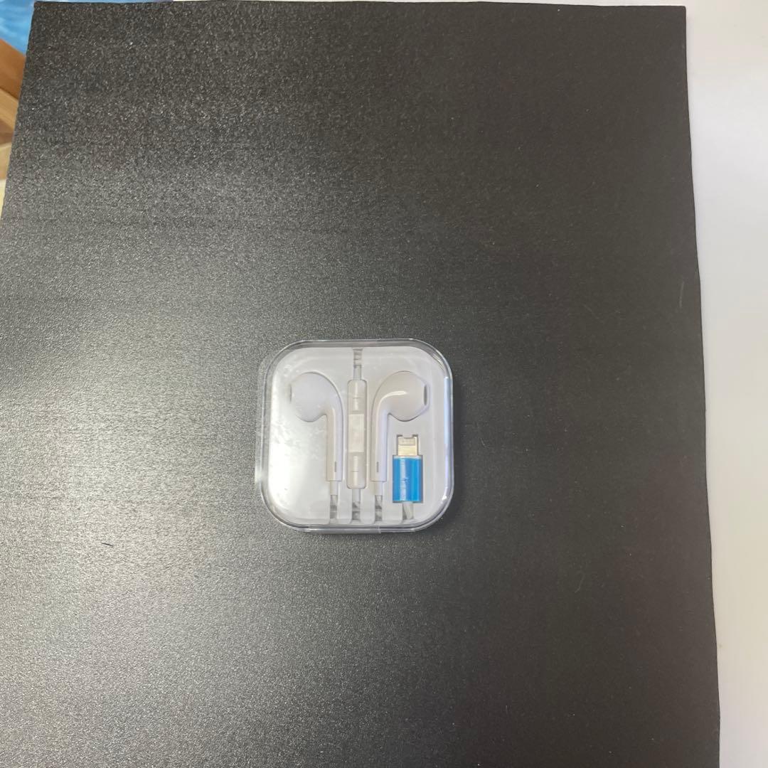 超美品Apple iPhone 12 ホワイト 本体６４GB