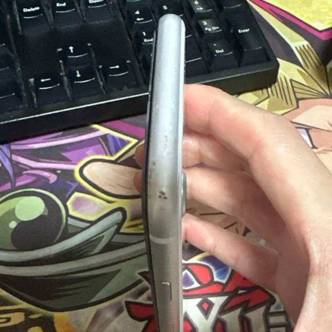 Apple iPhone SE(第2世代)ホワイト128GB