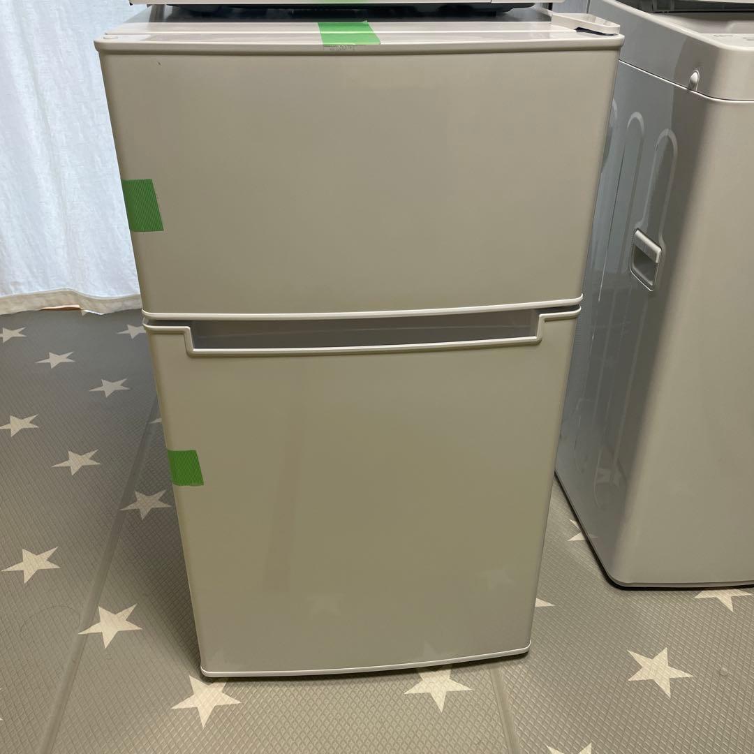 2ドア冷蔵庫.全自動洗濯機4.5キロ.電子レンジ 2025年製