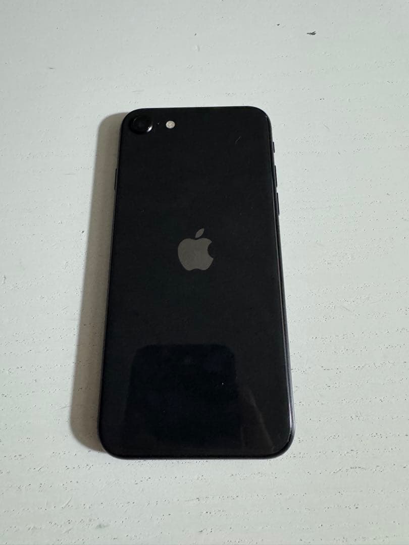 Apple iPhone SE (第2世代) 64GB ブラック SIMフリー