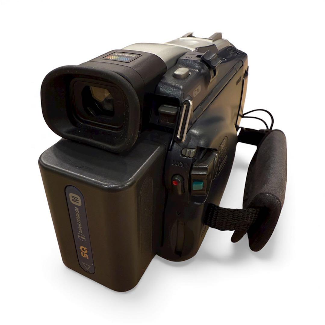 【美品】 SONY　DCR-TRV18　MiniDV対応 ビデオカメラ