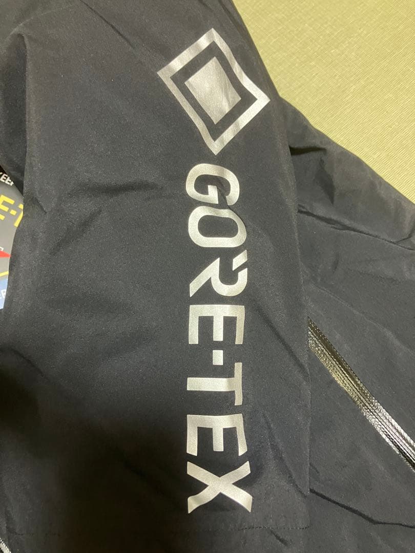 ダイワゴアテックスコンビアップウィンタースーツ　12月31日まで値引き中