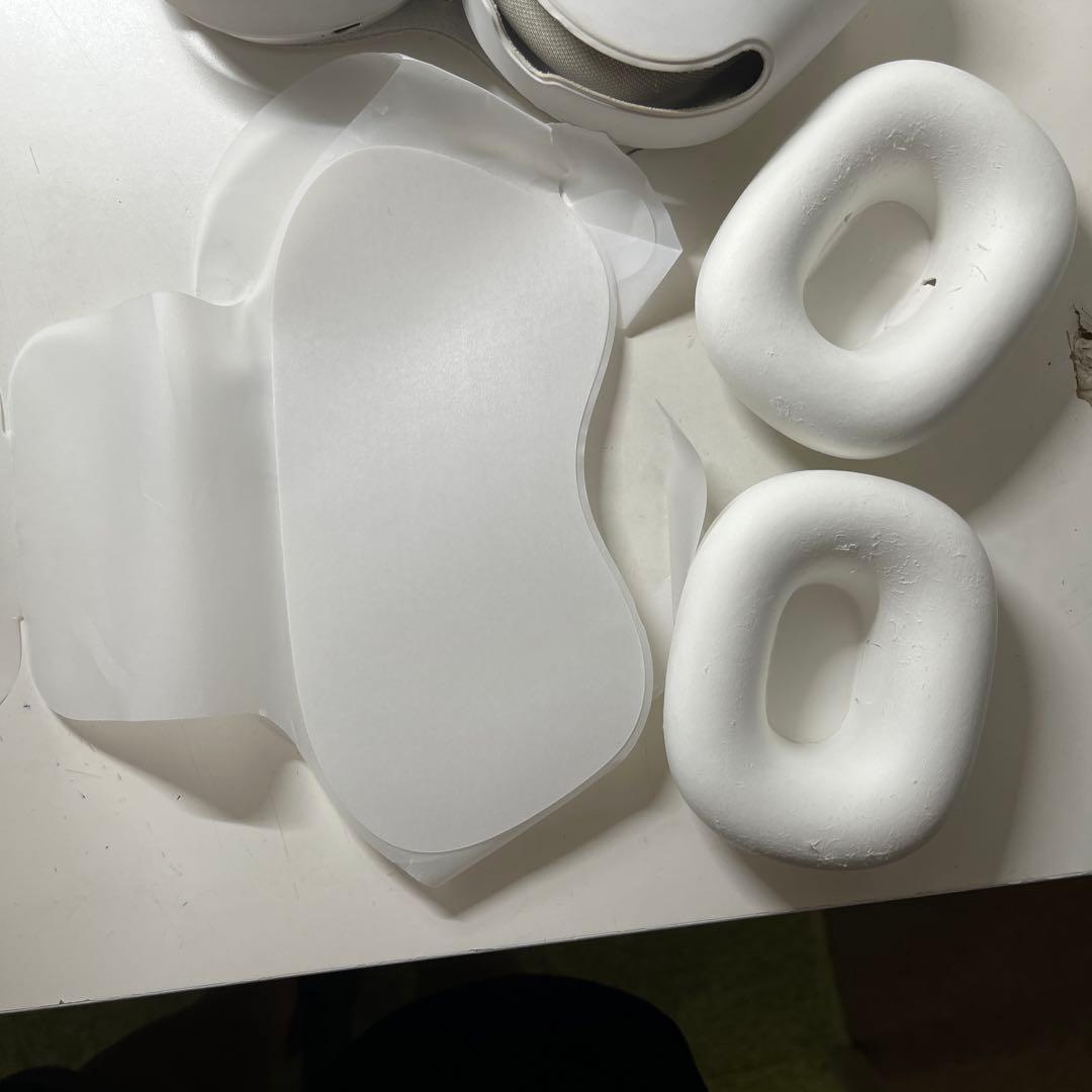 AirPods Max ホワイト　値下げ承ります❗️❗️