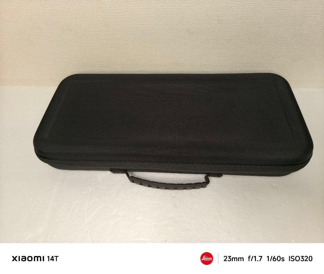 ほぼ未使用 Dyson Airstrait ストレイトナー ケース付き HT01