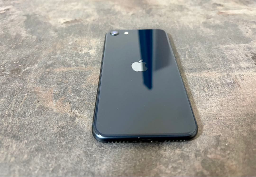 iPhone SE 第3世代 128GB SIMフリー ブラック