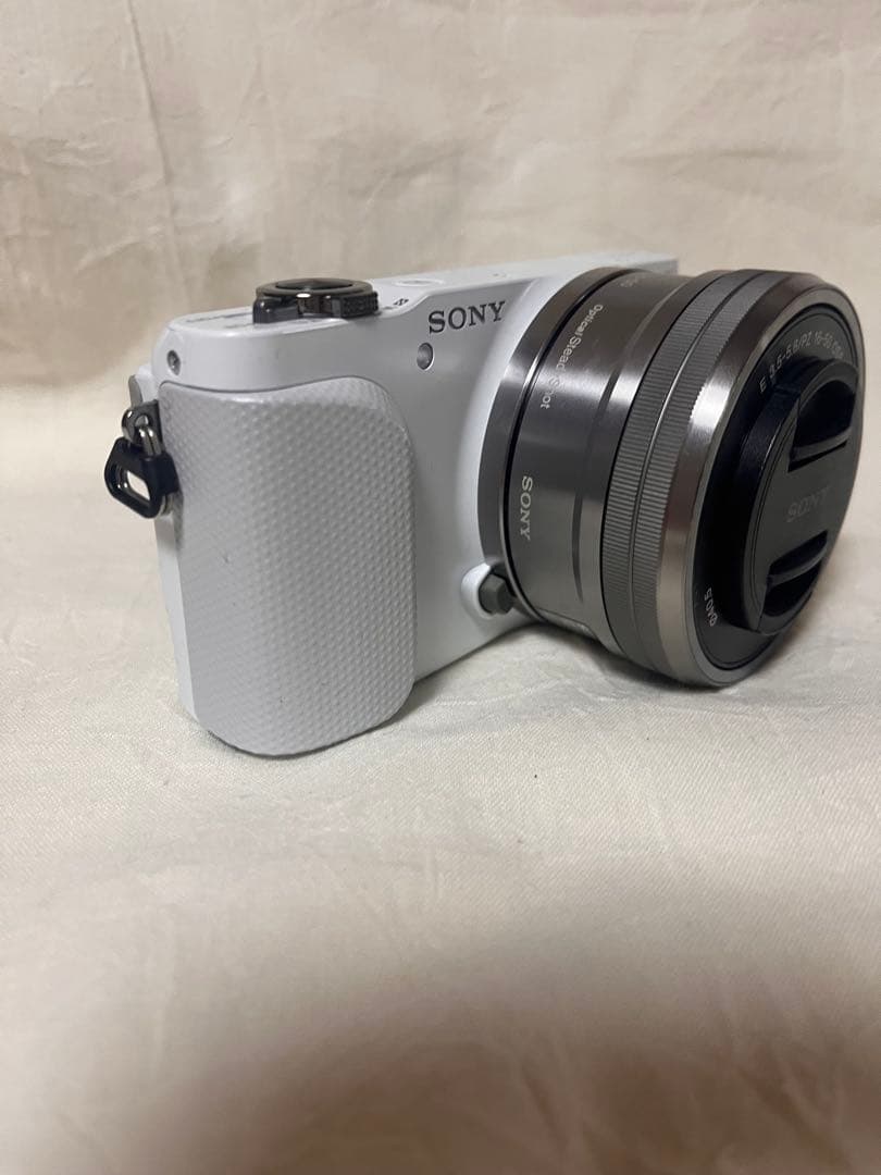 SONY α ミラーレス一眼 E 16-50mm