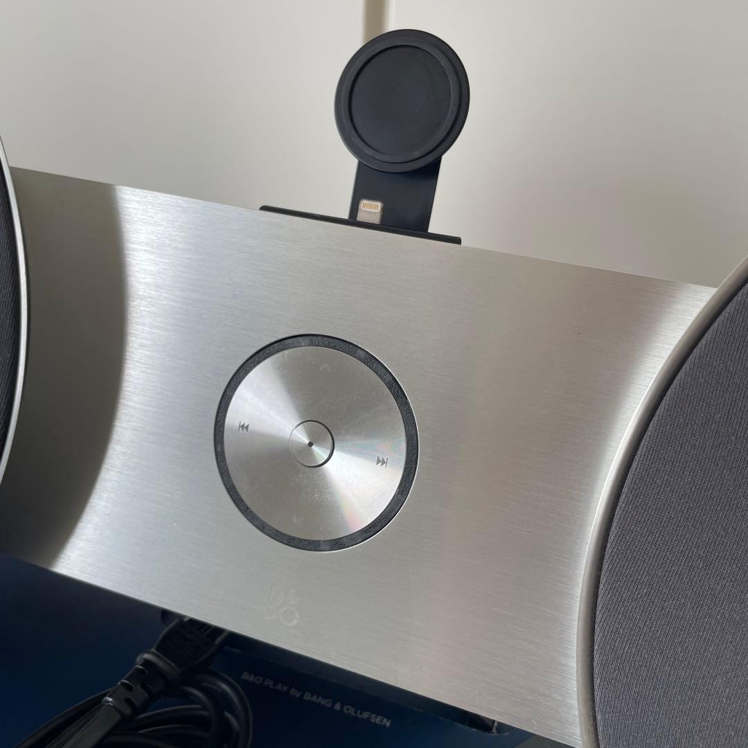 Bang & Olufsen BeoPlay A8 スピーカー