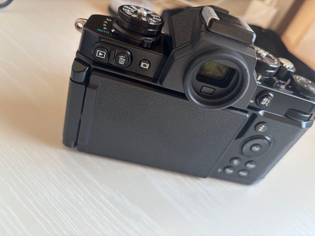 Nikon Z fc ミラーレス一眼 ブラック