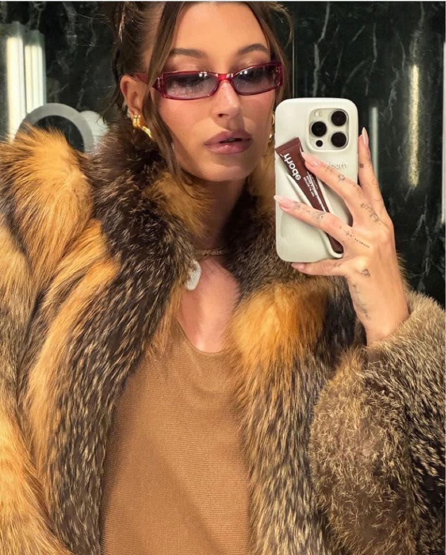 rhode リップケース(iPhone 15Pro) 日本未上陸 正規品