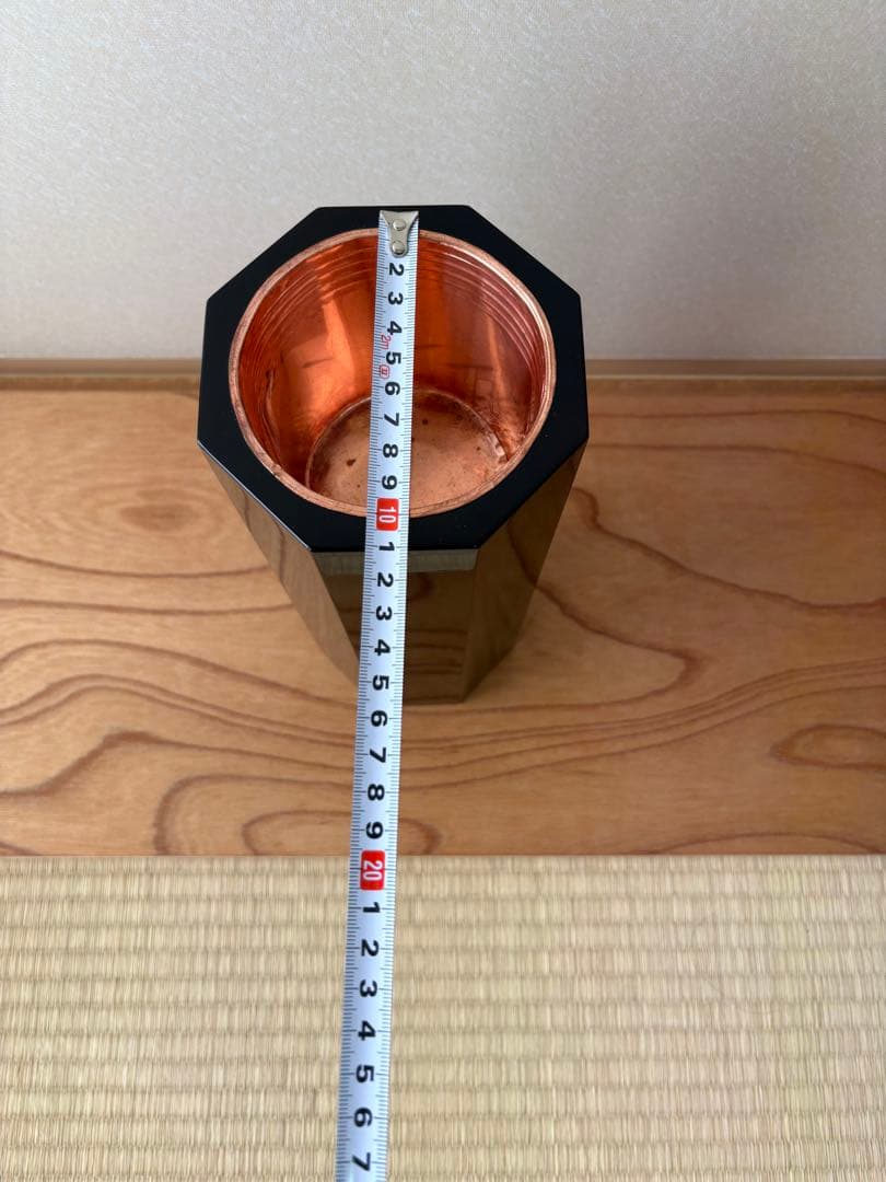 63【おまとめ買い可】華道　八角塗寸胴　華道具　寸どう　花器　花入れ　水仙