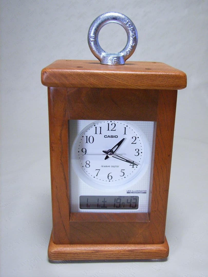 V014総欅板材M16アイボルト付電波目覚まし時計（カシオTQT−351NJ使用