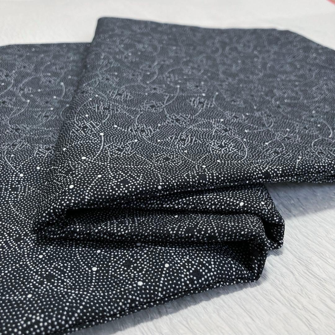 【美品✨】洗える着物　小紋　黒色　弥次郎兵衛文様　トールサイズ　小桜柄　袷　G1