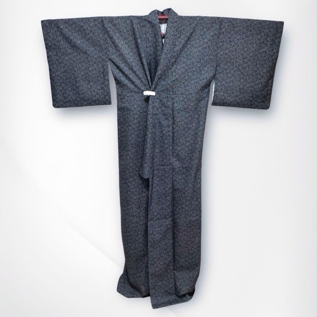 【美品✨】洗える着物　小紋　黒色　弥次郎兵衛文様　トールサイズ　小桜柄　袷　G1