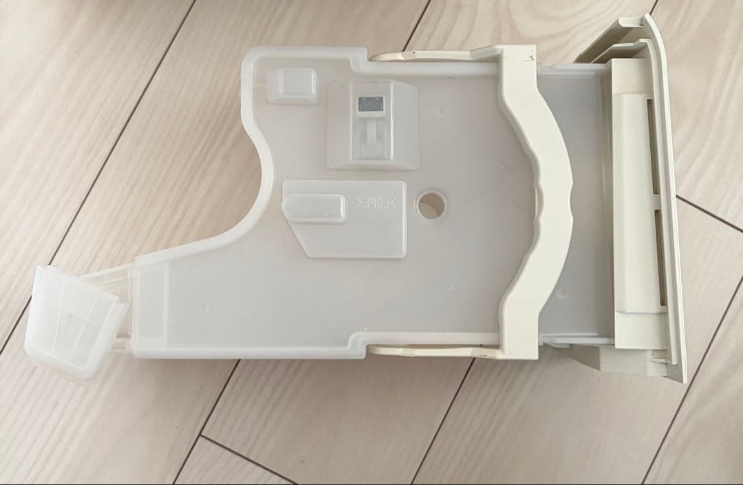 田*中様 ダイキン 除加湿ストリーマ空気清浄機 ACZ70P-W 可動品 ボタン