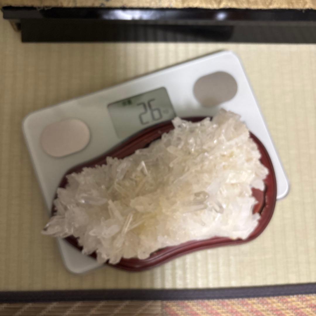 水晶の結晶塊 約２.１キロ