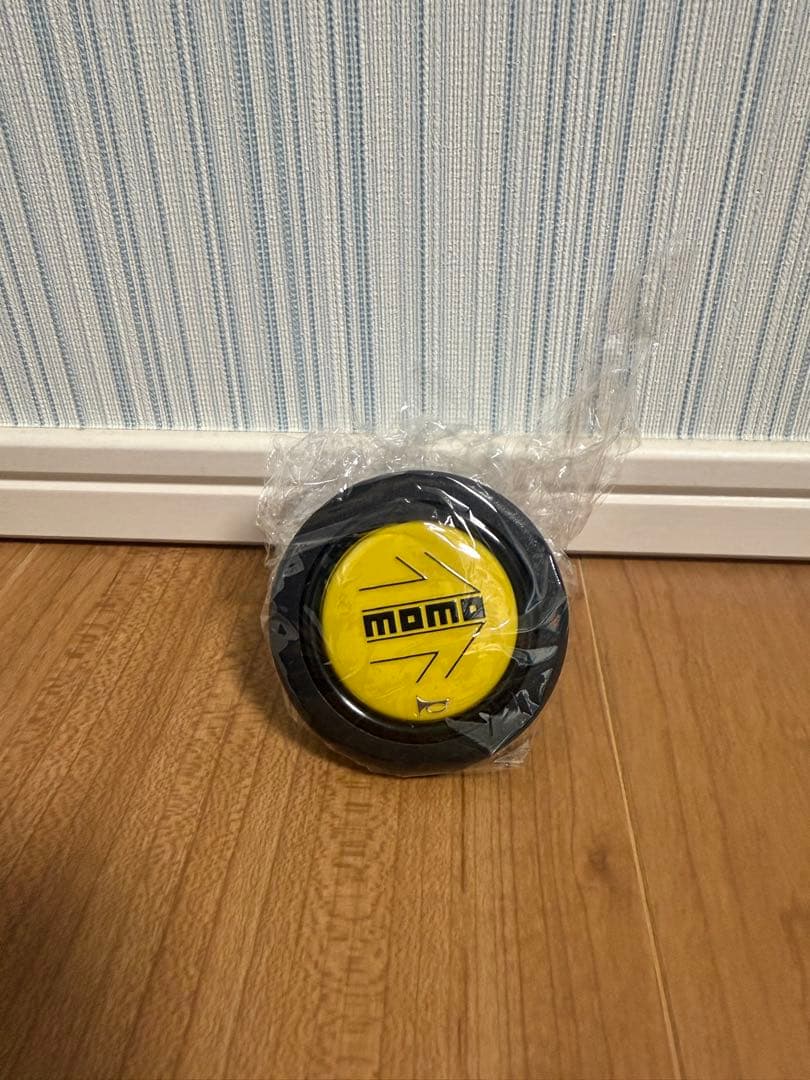 momo ステアリングホイール 本体値下げ