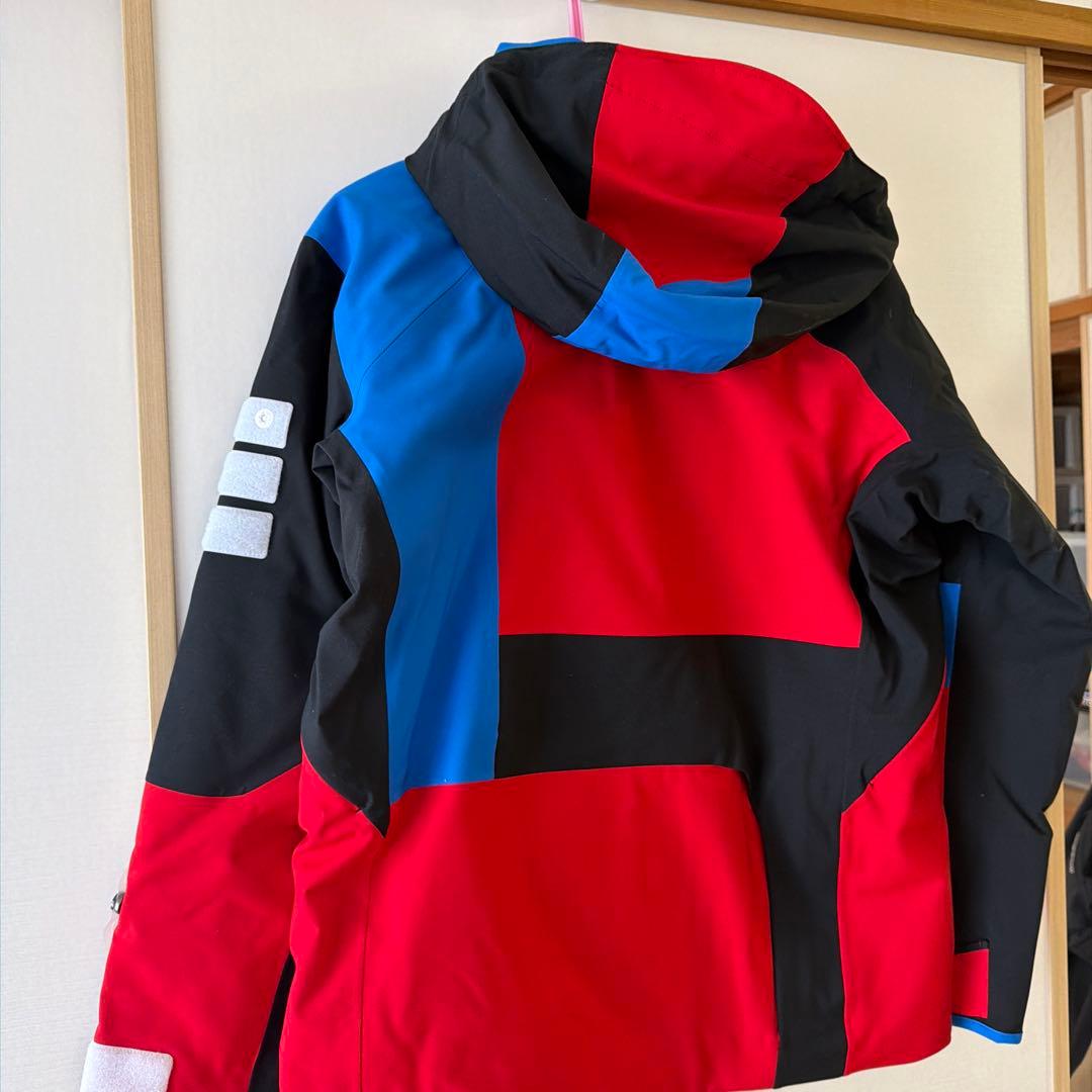 オンヨネゾーンアフタージャケット新品未使用品サイズＭ