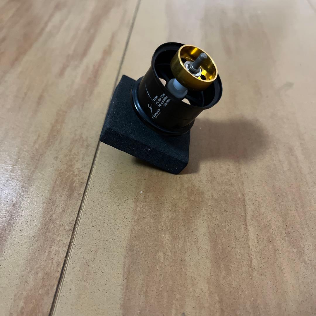 ダイワ タトゥーラTW80XH右巻きシャロースプール付き